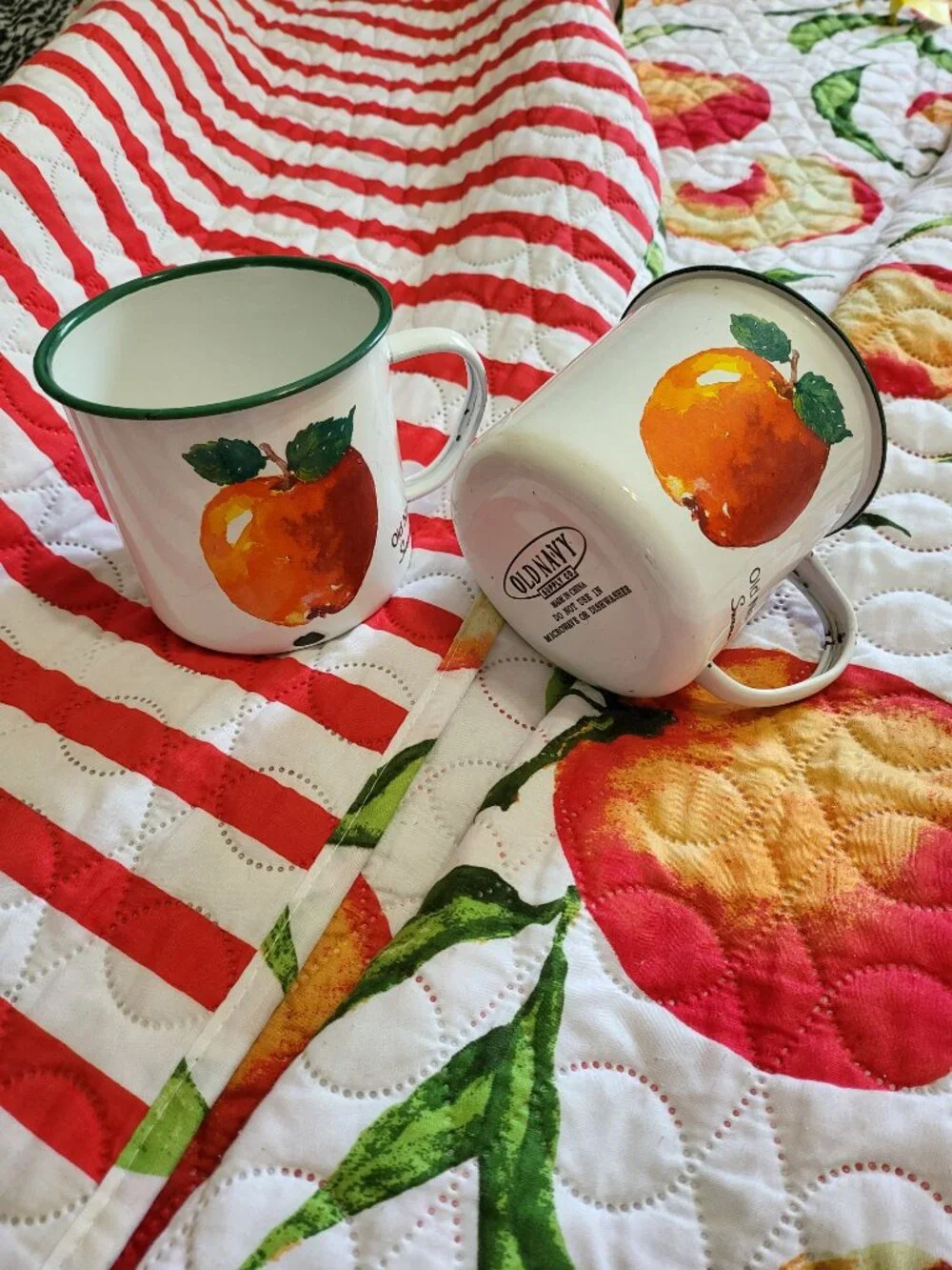 Peach Quilt and 90s Mugs Bundle – Summer Fruit Collectible Set